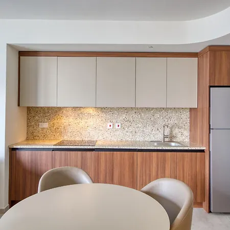 Official Mercury 1br With Pool Access By 360 Estates Апартаменты