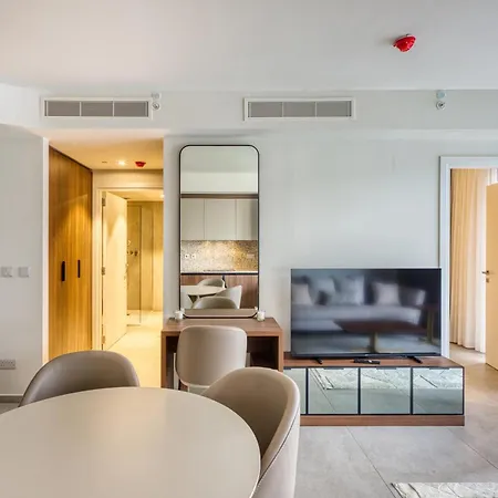 Апартаменты Official Mercury 1br With Pool Access By 360 Estates