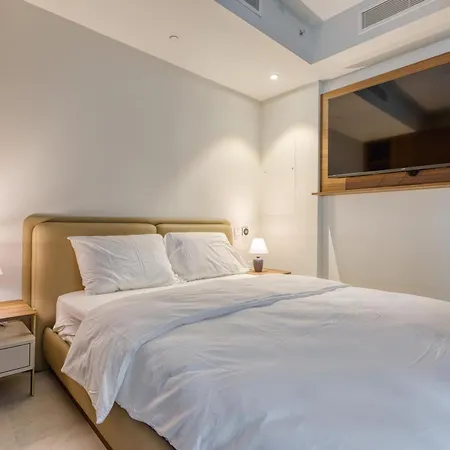 Official Mercury 1br With Pool Access By 360 Estates Апартаменты