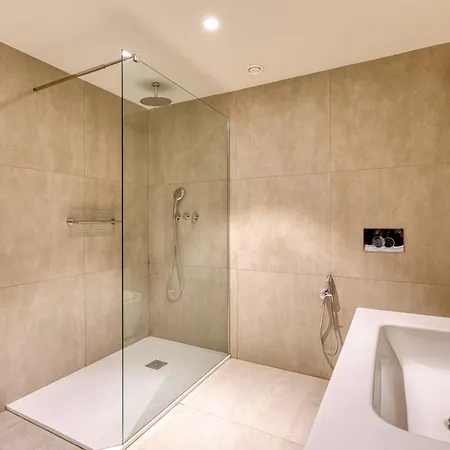 Official Mercury 1br With Pool Access By 360 Estates Apartmán